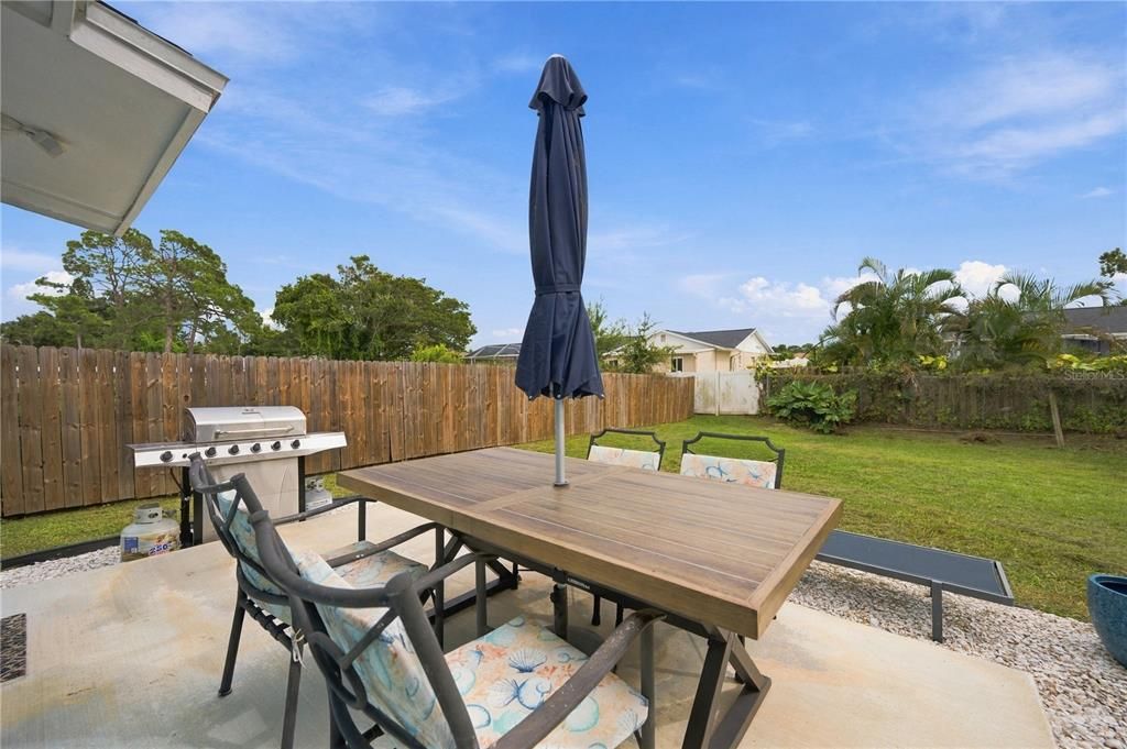 For Rent: $1,960 (4 beds, 2 baths, 1512 Square Feet)