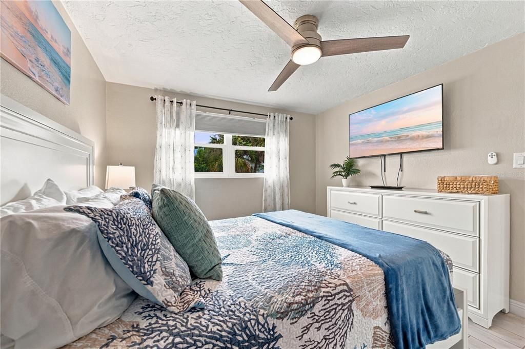 For Rent: $1,960 (4 beds, 2 baths, 1512 Square Feet)