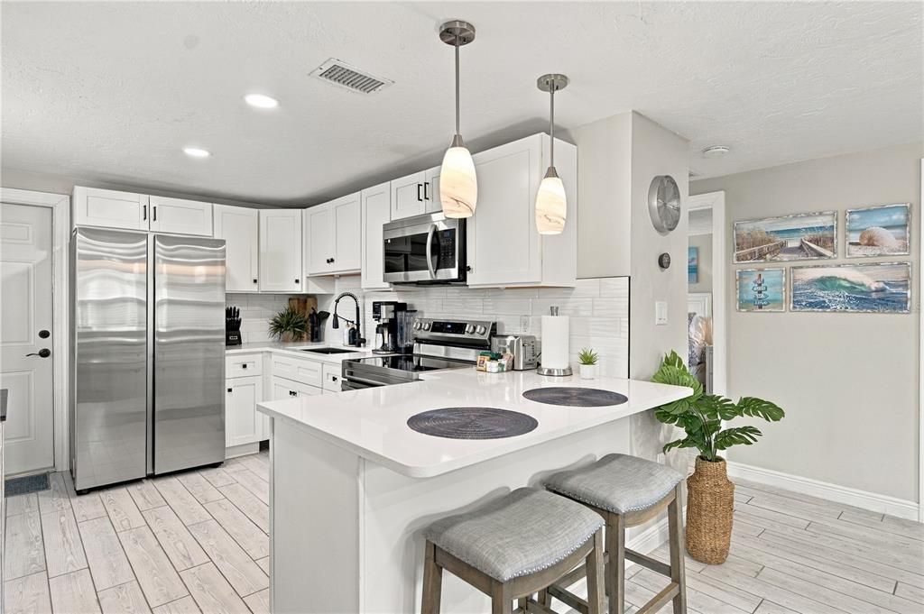 For Rent: $1,960 (4 beds, 2 baths, 1512 Square Feet)