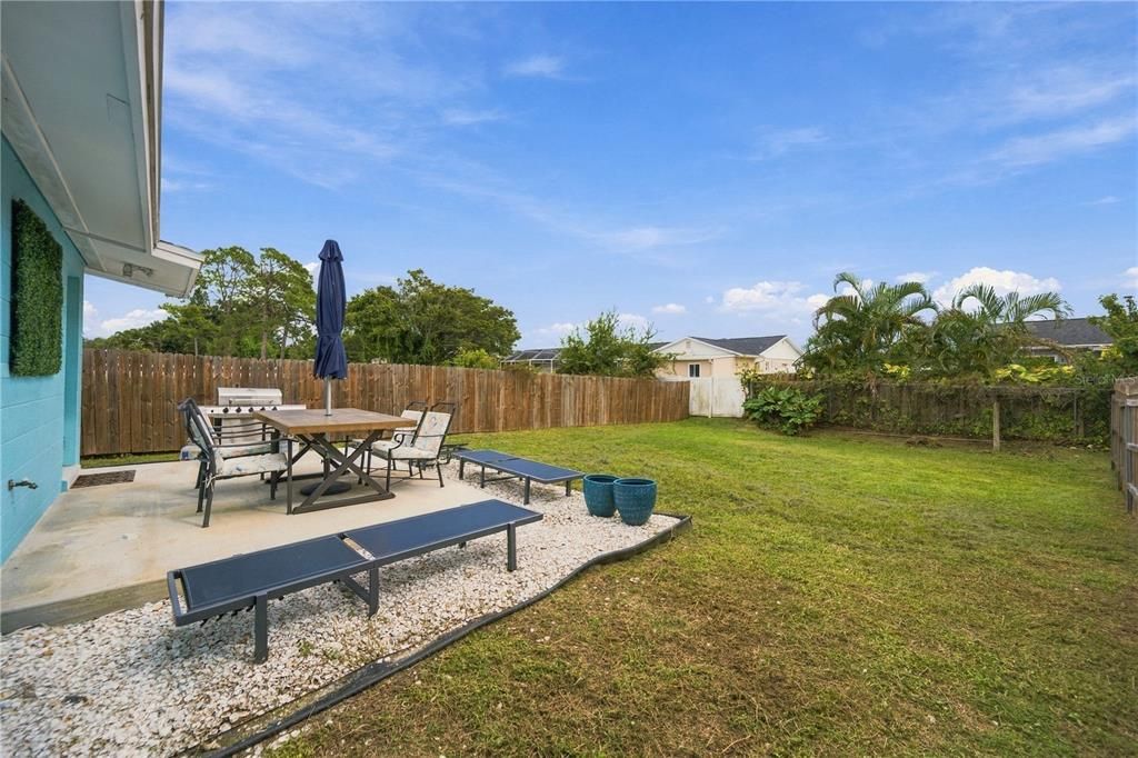For Rent: $1,960 (4 beds, 2 baths, 1512 Square Feet)