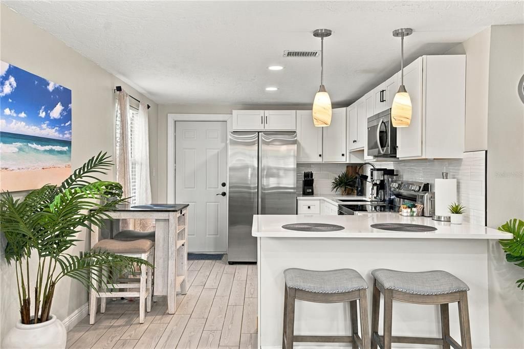 For Rent: $1,960 (4 beds, 2 baths, 1512 Square Feet)