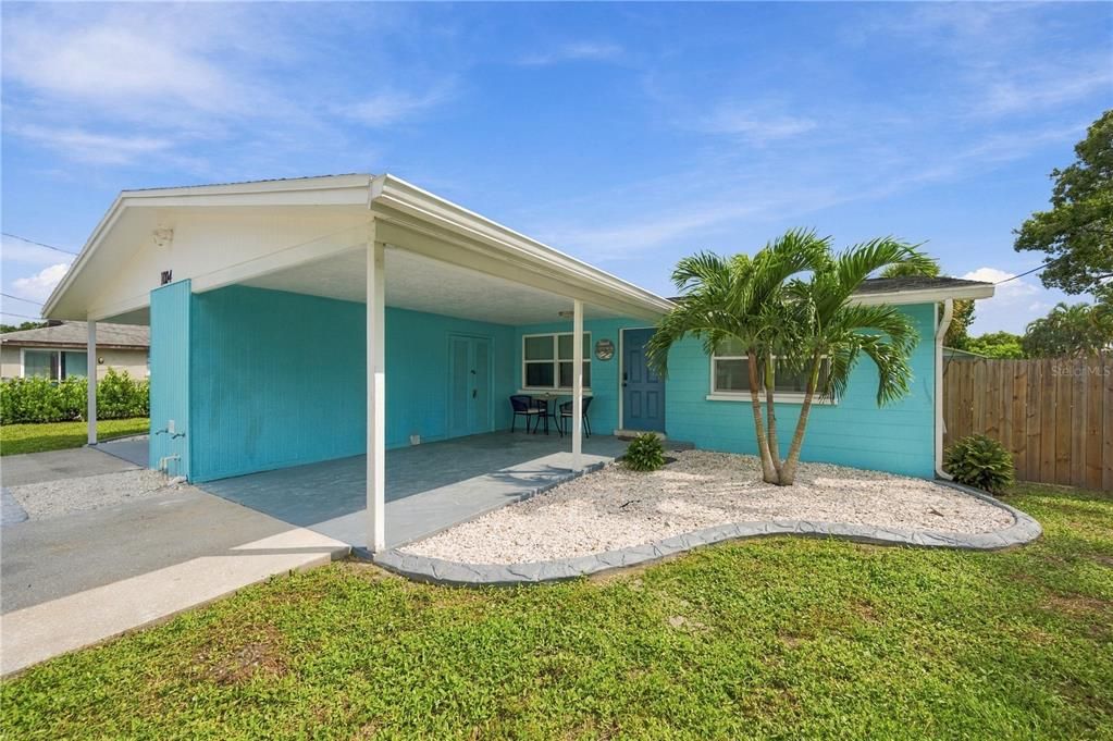 For Rent: $1,960 (4 beds, 2 baths, 1512 Square Feet)