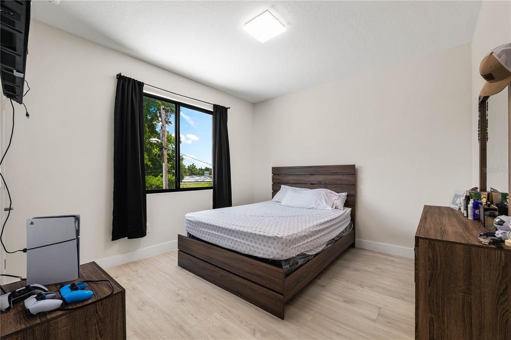 En Venta: $550,000 (4 camas, 3 baños, 2343 Pies cuadrados)