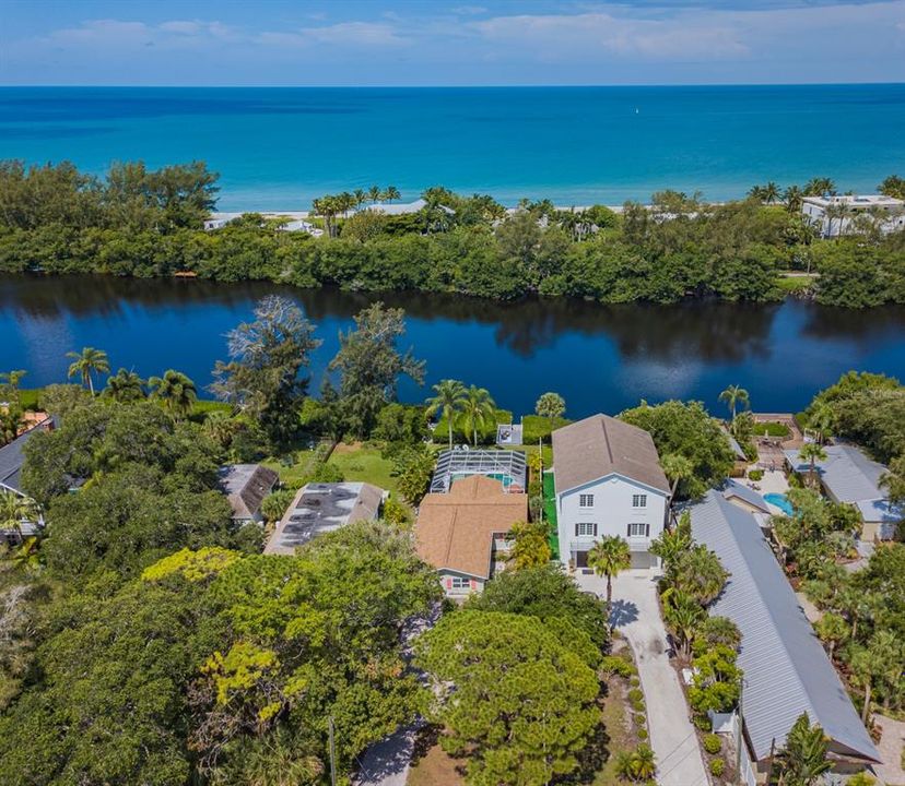 En Venta: $1,400,000 (4 camas, 2 baños, 1659 Pies cuadrados)