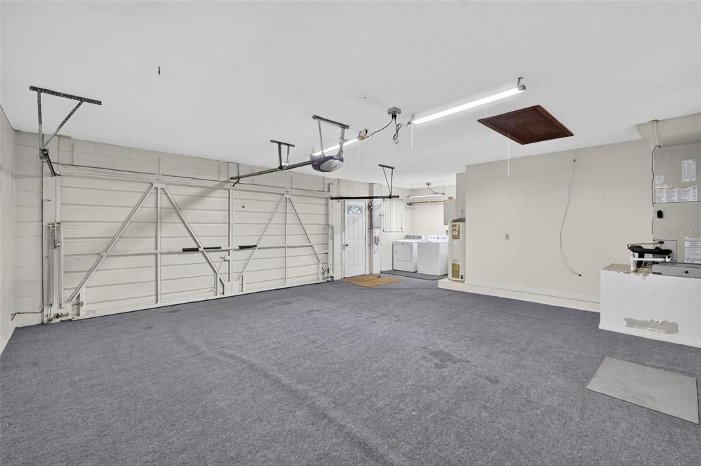 For Sale: $699,000 (4 beds, 2 baths, 1879 Square Feet)