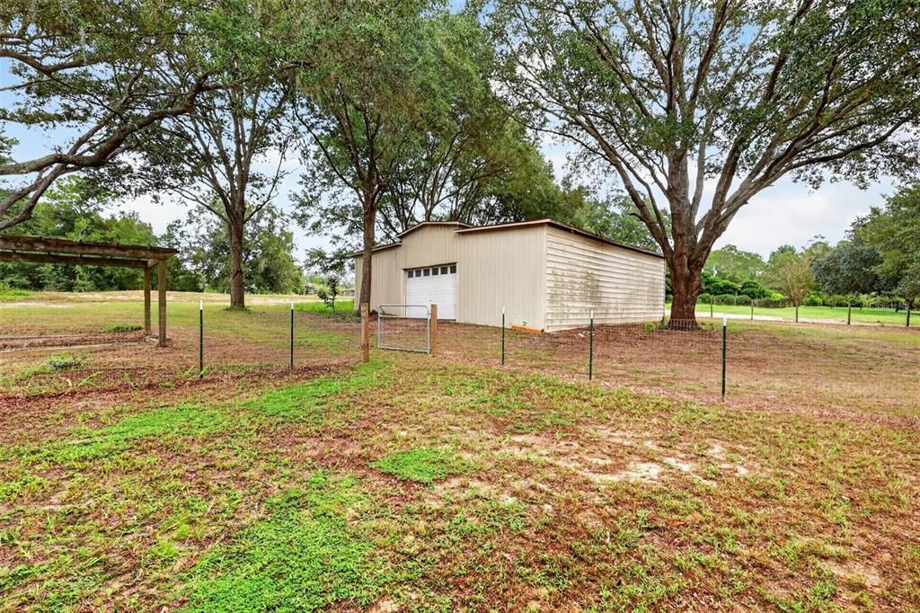 For Sale: $699,000 (4 beds, 2 baths, 1879 Square Feet)