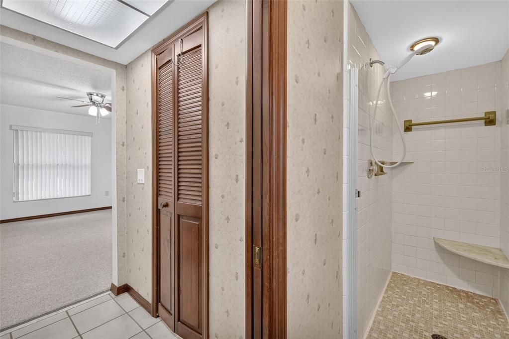 For Sale: $699,000 (4 beds, 2 baths, 1879 Square Feet)