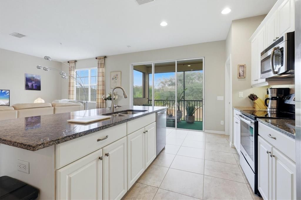 For Sale: $335,000 (3 beds, 2 baths, 1840 Square Feet)
