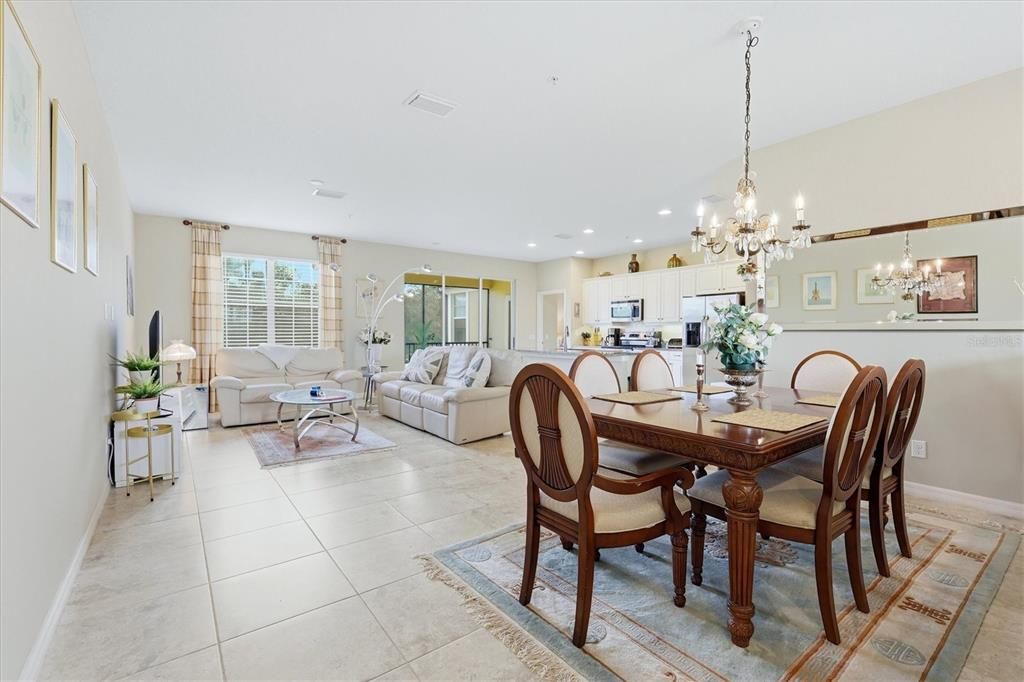 For Sale: $335,000 (3 beds, 2 baths, 1840 Square Feet)