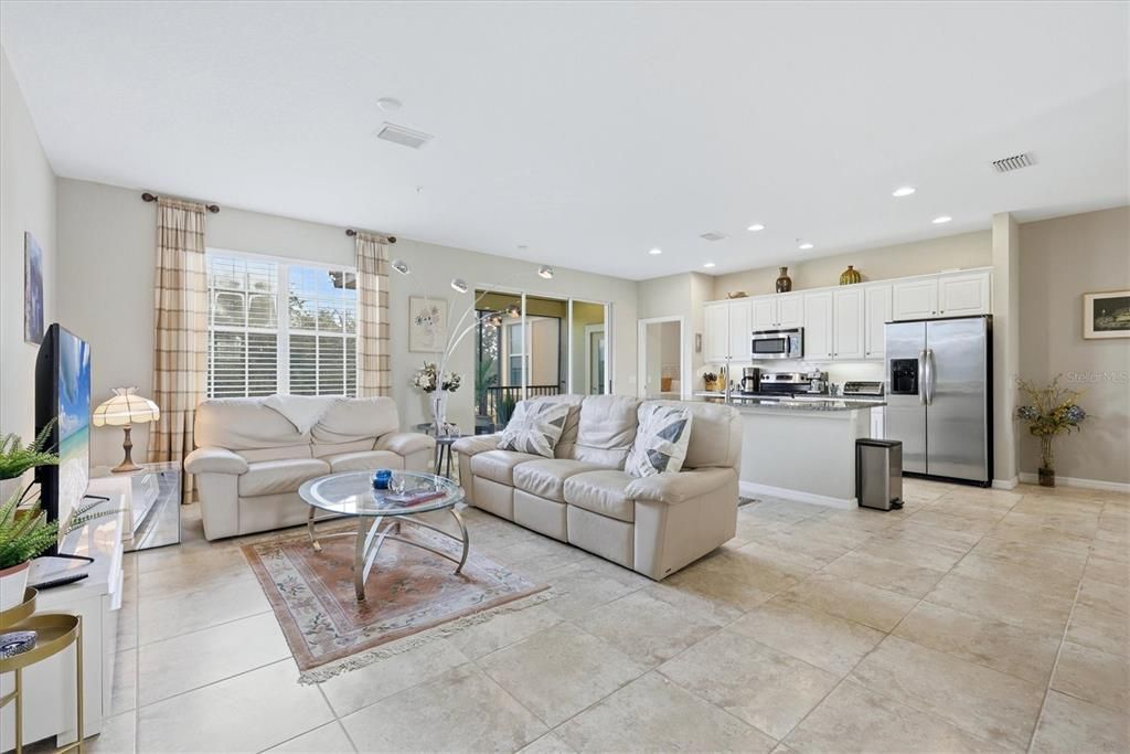 For Sale: $335,000 (3 beds, 2 baths, 1840 Square Feet)