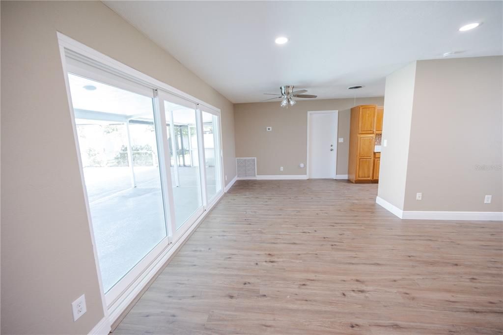 For Rent: $2,800 (2 beds, 2 baths, 1114 Square Feet)