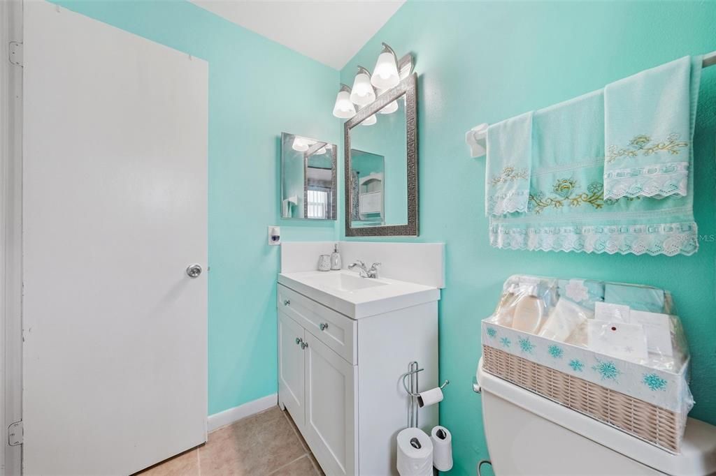For Sale: $485,000 (4 beds, 3 baths, 1930 Square Feet)