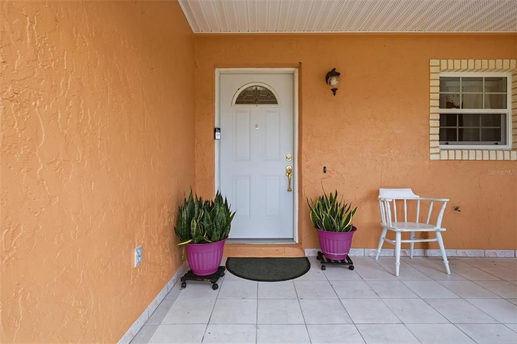 For Sale: $485,000 (4 beds, 3 baths, 1930 Square Feet)