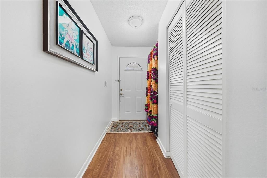 For Sale: $485,000 (4 beds, 3 baths, 1930 Square Feet)