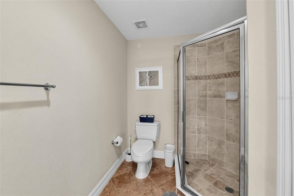 En Venta: $349,990 (3 camas, 3 baños, 1417 Pies cuadrados)