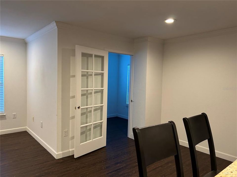 For Rent: $1,390 (1 beds, 1 baths, 865 Square Feet)