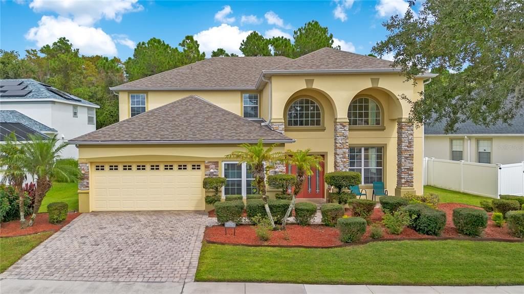 For Sale: $640,000 (5 beds, 4 baths, 3536 Square Feet)