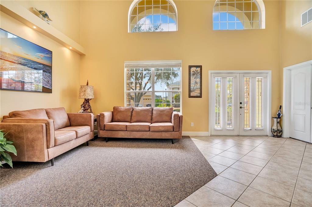 For Sale: $640,000 (5 beds, 4 baths, 3536 Square Feet)