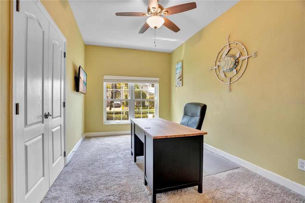 For Sale: $640,000 (5 beds, 4 baths, 3536 Square Feet)