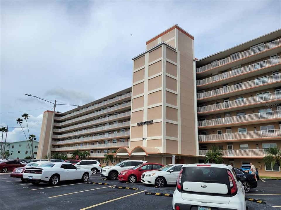 На продажу: $189,900 (2 спален, 1 ванн, 1120 Квадратных фут)