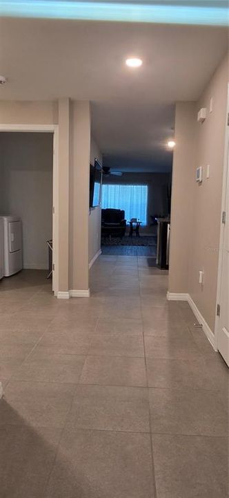 На продажу: $385,000 (4 спален, 2 ванн, 1846 Квадратных фут)