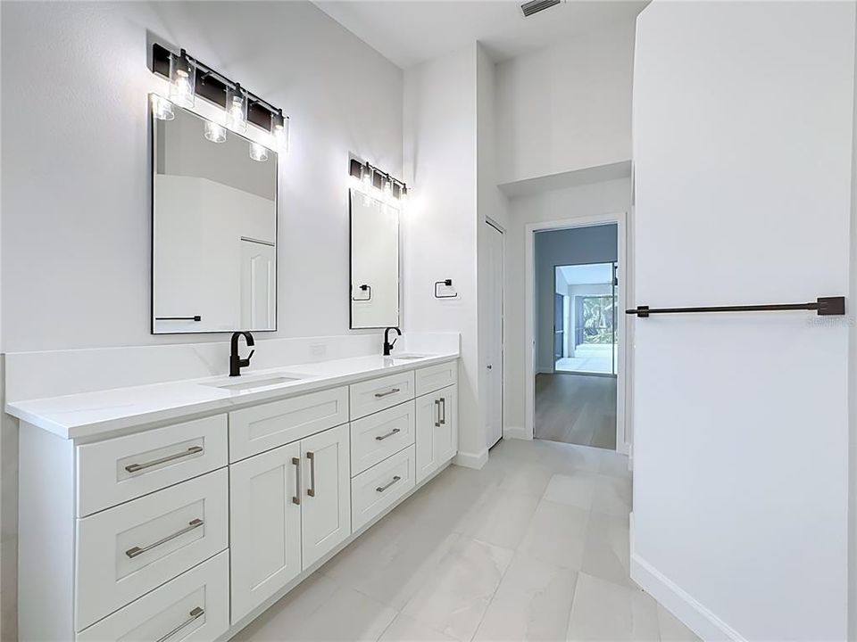 En Venta: $639,000 (3 camas, 2 baños, 2020 Pies cuadrados)