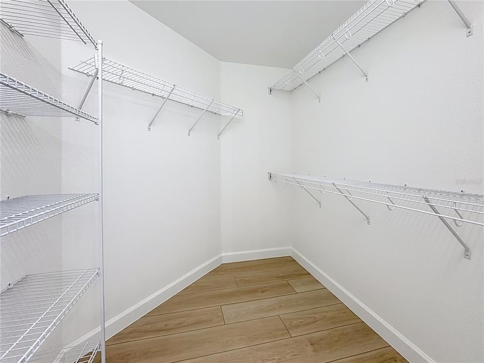 En Venta: $639,000 (3 camas, 2 baños, 2020 Pies cuadrados)