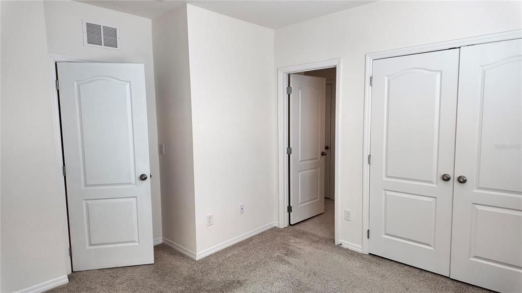 For Sale: $310,000 (3 beds, 2 baths, 1810 Square Feet)