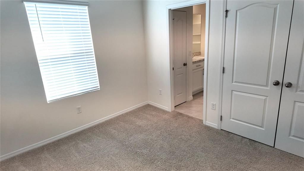 For Sale: $310,000 (3 beds, 2 baths, 1810 Square Feet)