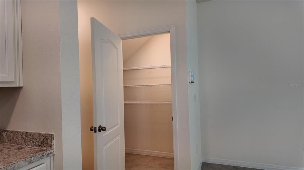 For Sale: $310,000 (3 beds, 2 baths, 1810 Square Feet)