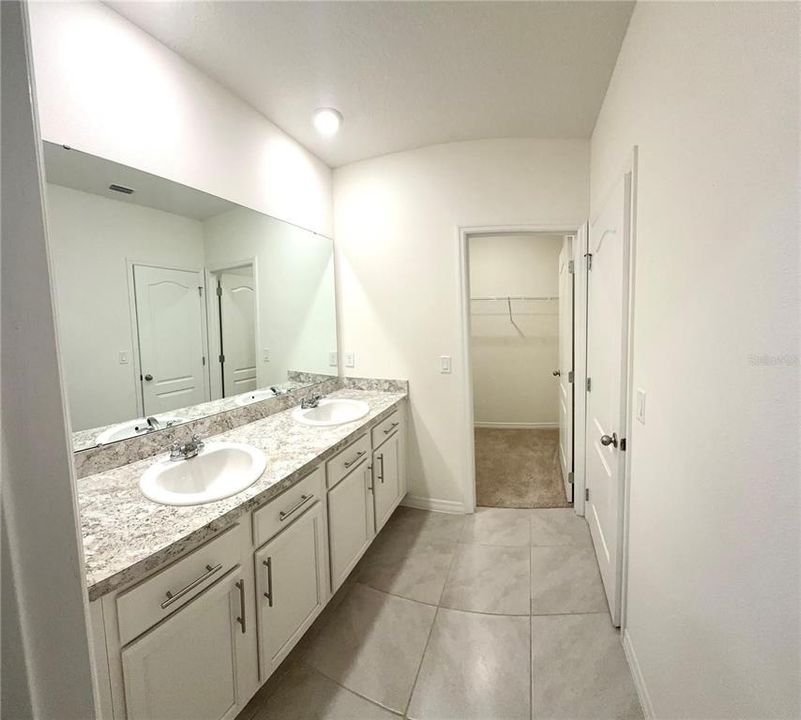 For Sale: $310,000 (3 beds, 2 baths, 1810 Square Feet)