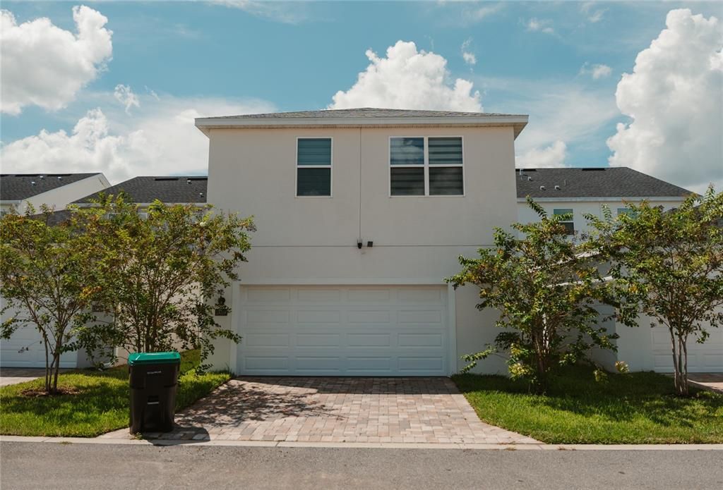 For Rent: $4,800 (5 beds, 5 baths, 2700 Square Feet)