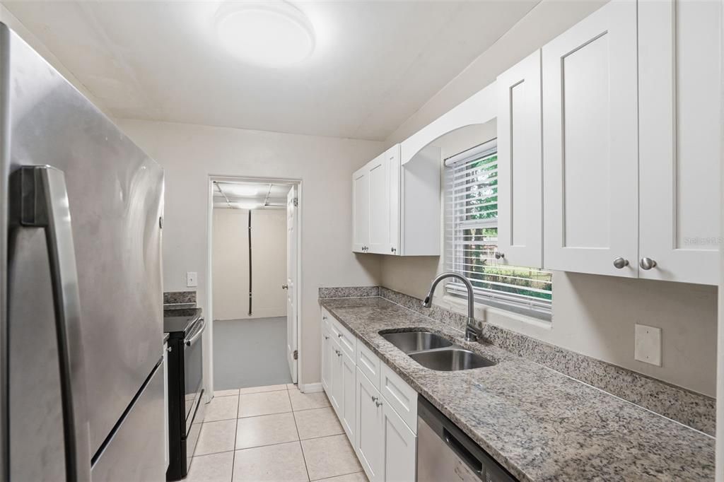 For Sale: $281,970 (3 beds, 2 baths, 1347 Square Feet)