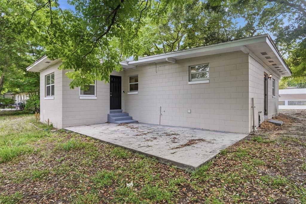 For Sale: $281,970 (3 beds, 2 baths, 1347 Square Feet)