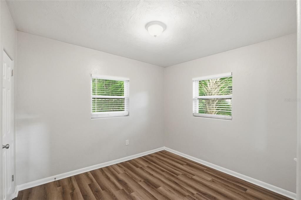 For Sale: $281,970 (3 beds, 2 baths, 1347 Square Feet)