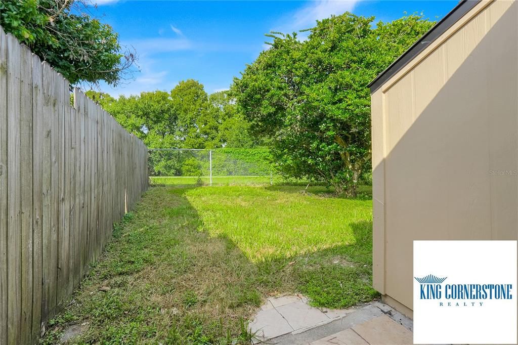 For Rent: $1,800 (2 beds, 2 baths, 870 Square Feet)