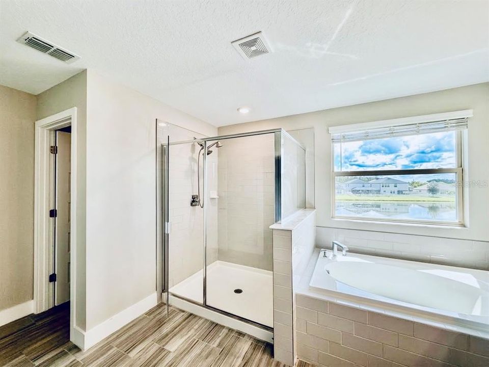 For Sale: $474,000 (4 beds, 2 baths, 2775 Square Feet)