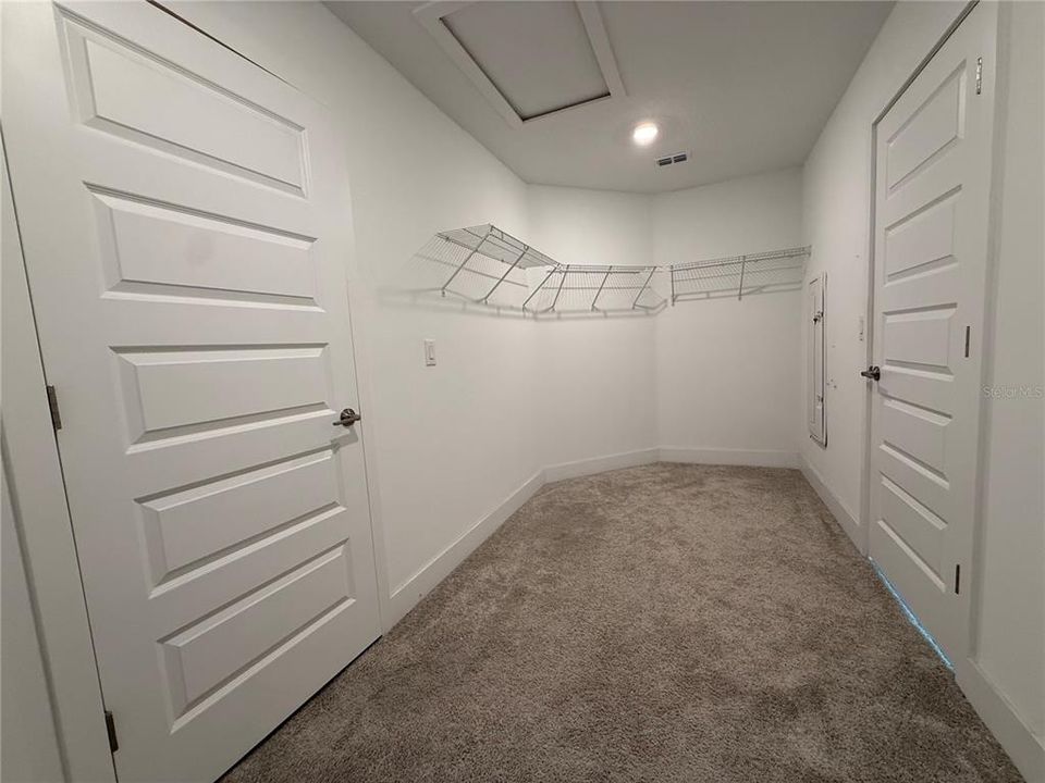 For Sale: $474,000 (4 beds, 2 baths, 2775 Square Feet)
