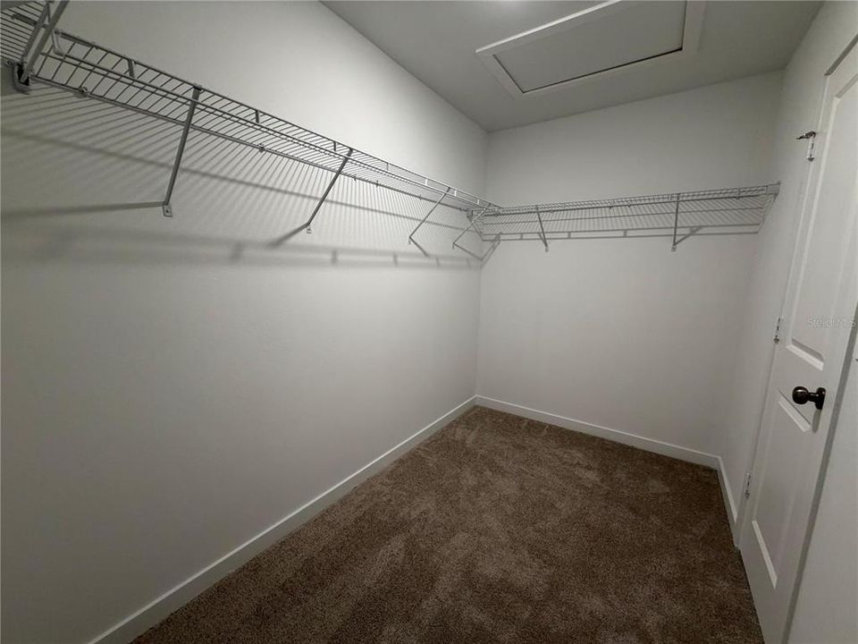 For Rent: $2,200 (3 beds, 2 baths, 1664 Square Feet)