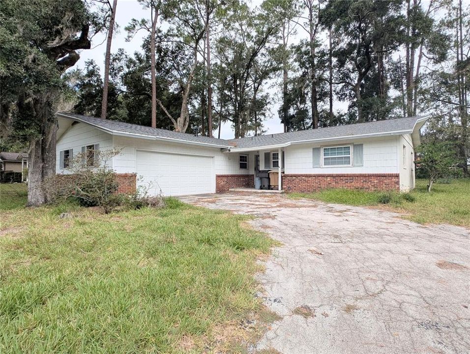For Sale: $224,900 (3 beds, 2 baths, 1473 Square Feet)