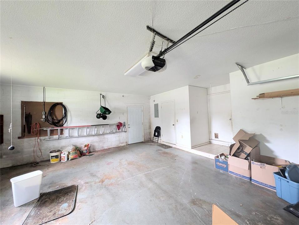 For Sale: $224,900 (3 beds, 2 baths, 1473 Square Feet)