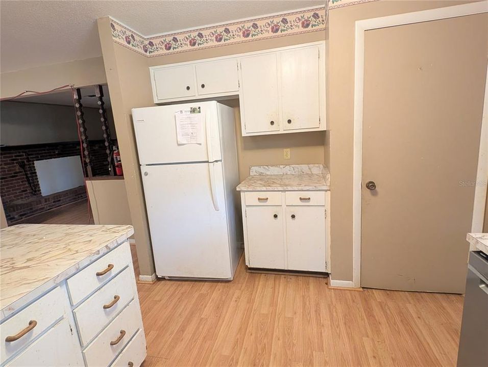 For Sale: $224,900 (3 beds, 2 baths, 1473 Square Feet)
