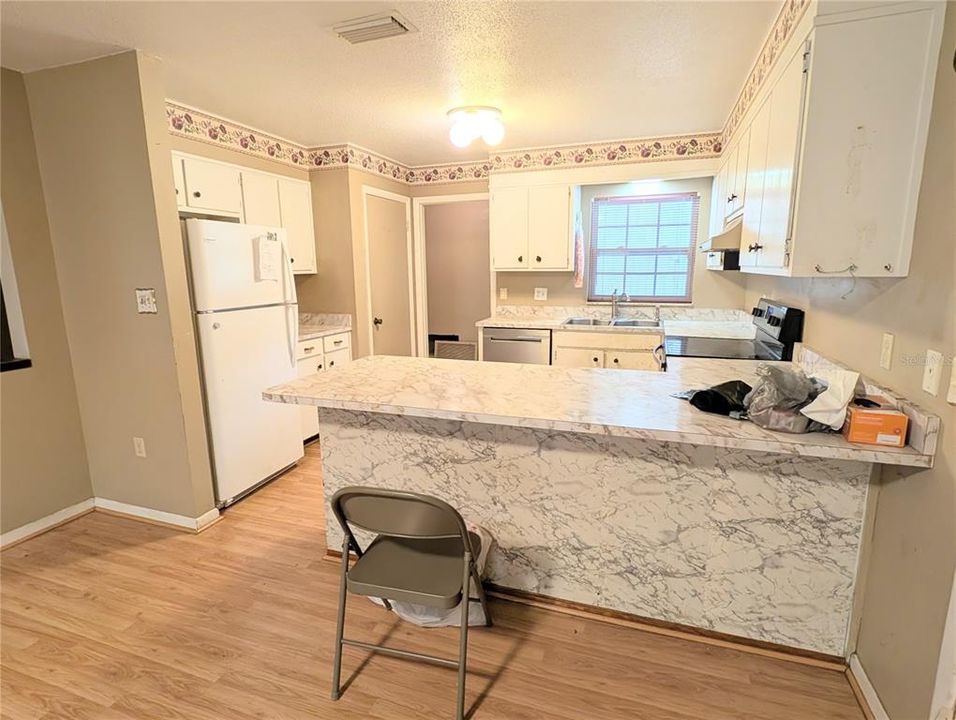 For Sale: $224,900 (3 beds, 2 baths, 1473 Square Feet)