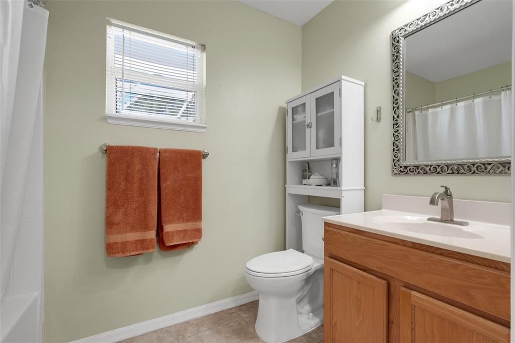 For Sale: $390,000 (4 beds, 2 baths, 2088 Square Feet)