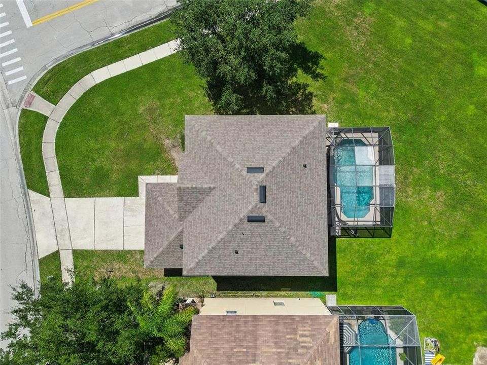 For Sale: $398,000 (4 beds, 2 baths, 2387 Square Feet)