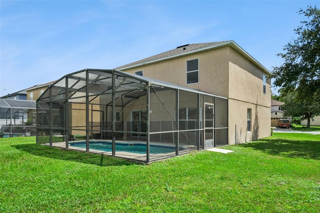 For Sale: $398,000 (4 beds, 2 baths, 2387 Square Feet)