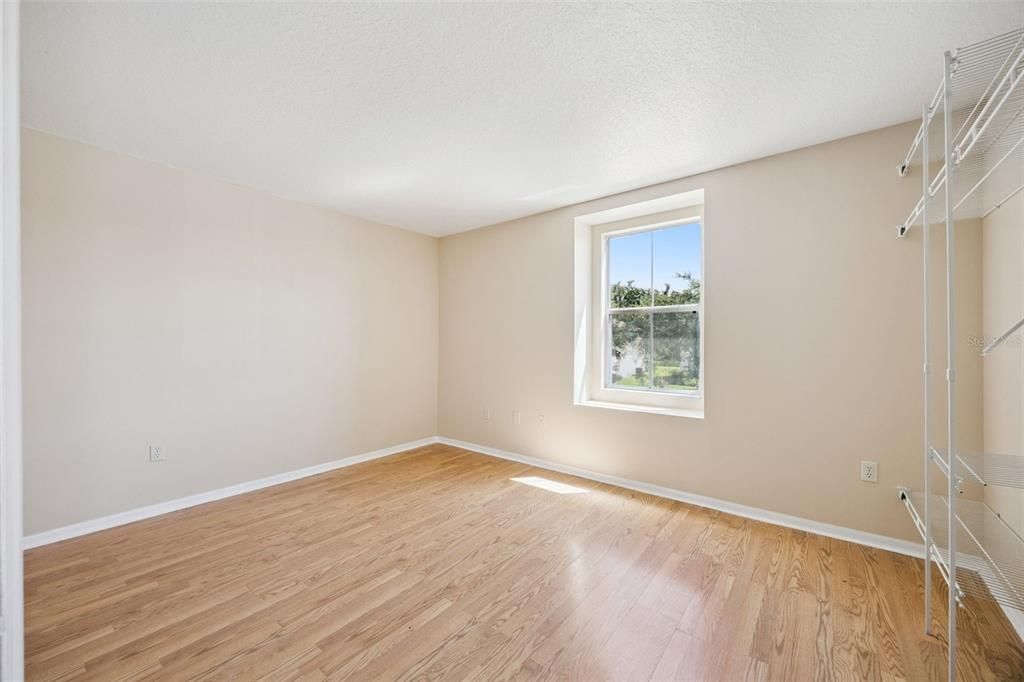 For Sale: $398,000 (4 beds, 2 baths, 2387 Square Feet)