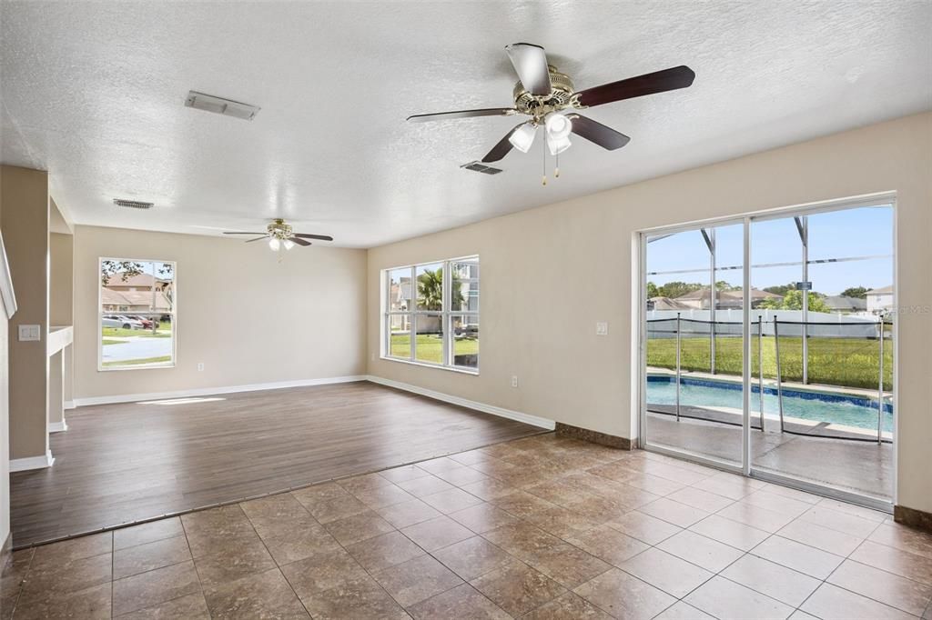 For Sale: $398,000 (4 beds, 2 baths, 2387 Square Feet)