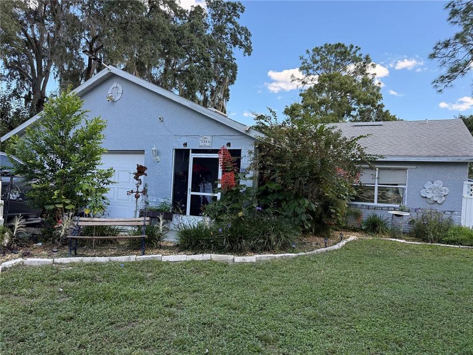 For Sale: $357,000 (2 beds, 2 baths, 1800 Square Feet)