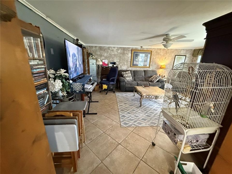 For Sale: $357,000 (2 beds, 2 baths, 1800 Square Feet)